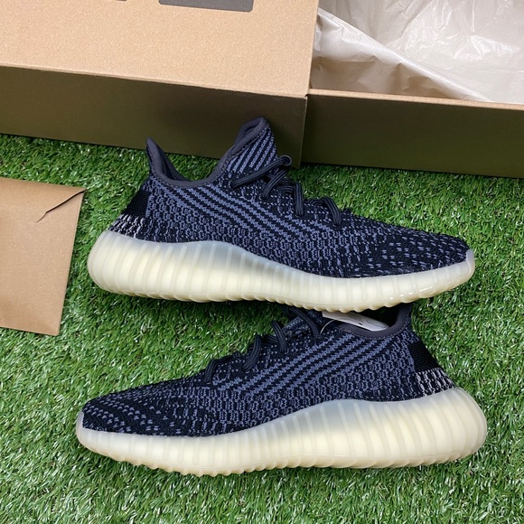 Brand new with box Adidas Yeezy 350 v2 carbon size 5 US - Picture 9 of 10